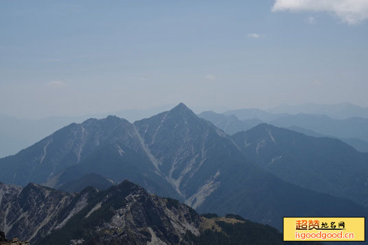 中央尖山